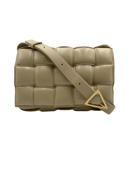 BOTTEGA VENETA ボッテガ・ヴェネタ パテッド カセット ショルダー