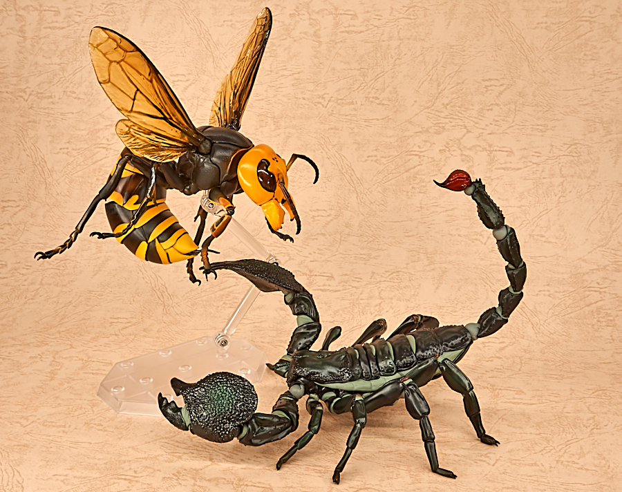 宙を舞う最凶昆虫！ 予約開始の「リボジオ オオスズメバチ」先行