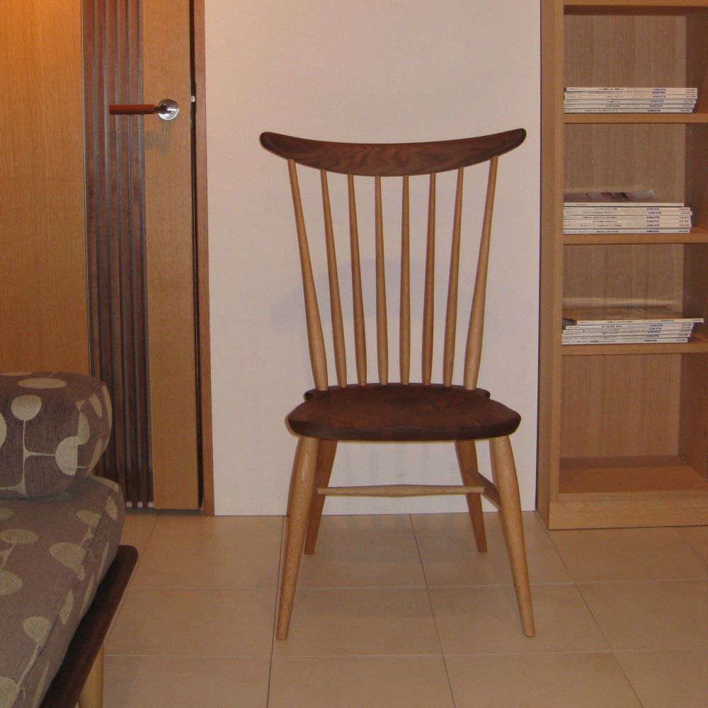 Takayama Wood Works COMB BACKサイドチェア W552A/K – 柏木工株式会社