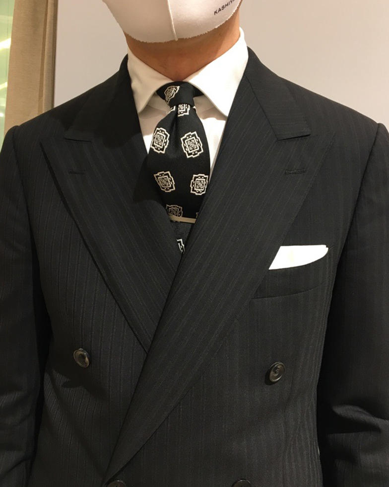 ブラックダブルブレストスーツ 西宮阪急店 橋爪謙 | オーダースーツの