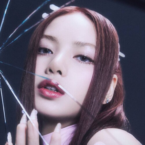 BLACKPINK(ブラックピンク)LISA(リサ)】BLACKPINKで抜群のビジュアルを