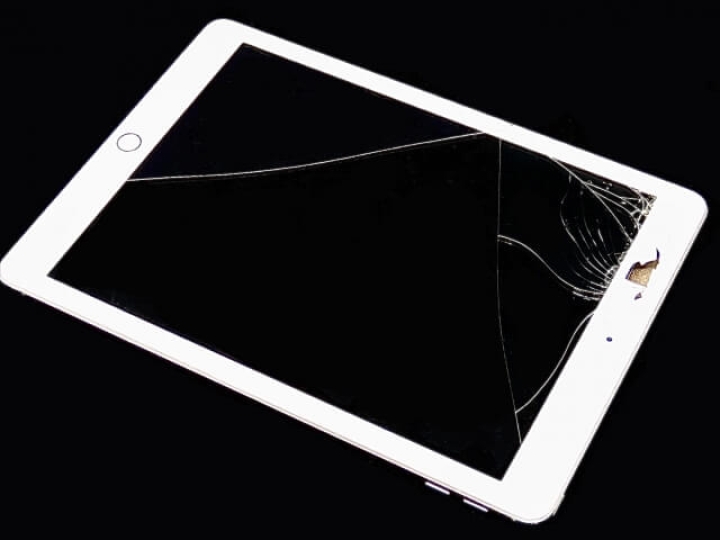 傷のあるiPadは買取してもらえるのかについて解説します！ | カウモバイル