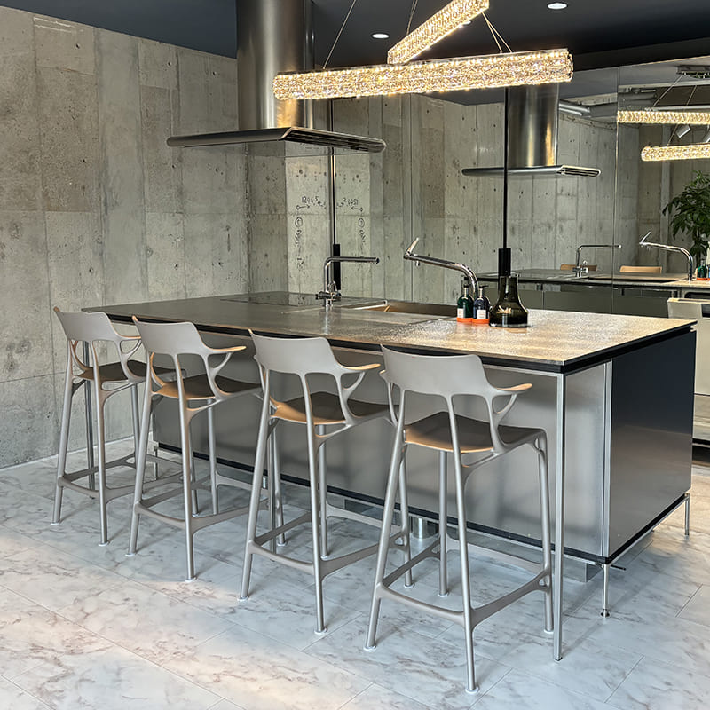 エーアイスツール65｜Kartell｜カルテルオフィシャルサイト