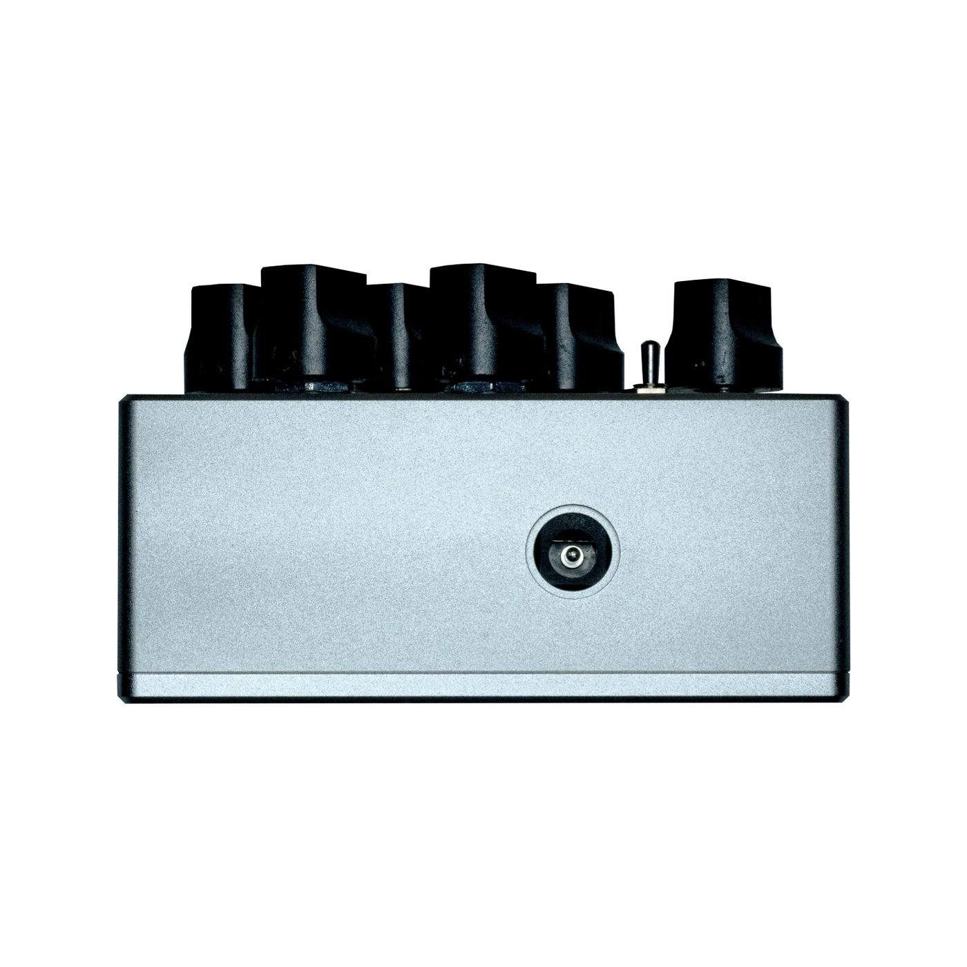 titania_back_side_15_32b3c9ca-