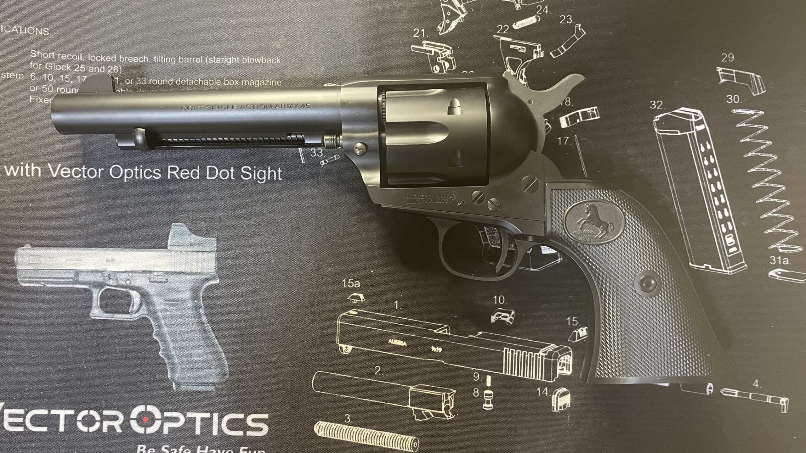 SAA .45 Artillery リボルバー やや傷あり SAA .45 Artillery