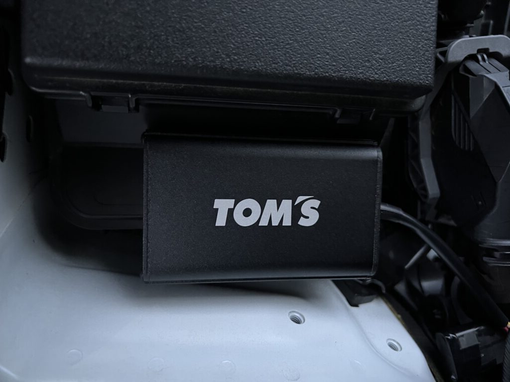 トムス パワーボックスの不具合やデメリットは？レクサスRXに取り付け