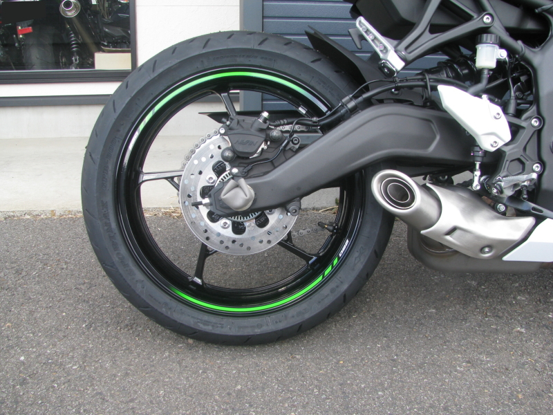 新車 カワサキ Ninja ZX－25R SE KRT EDITION
