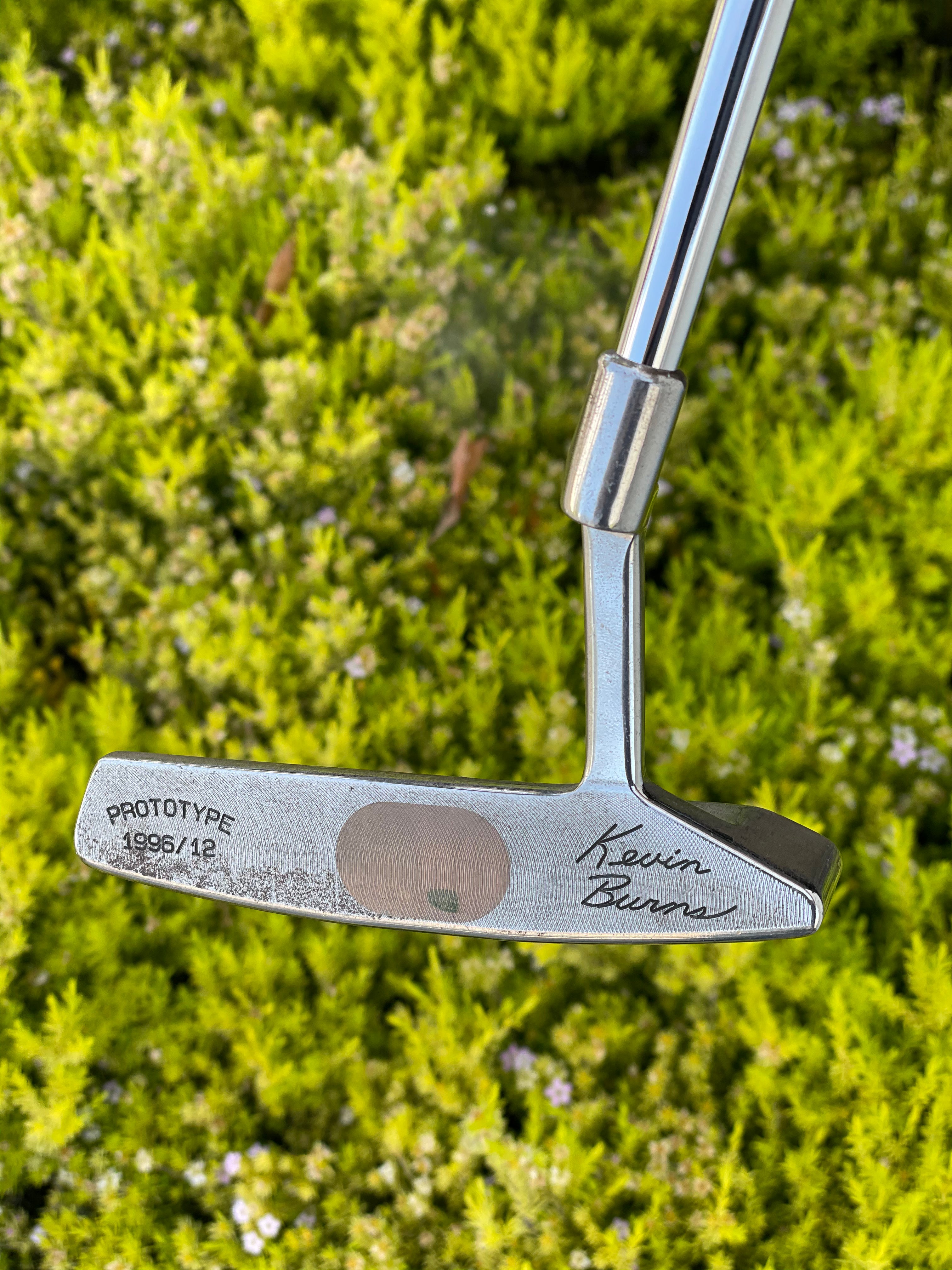 Kevin Burns Golf: カスタム パターとゴルフ アクセサリー