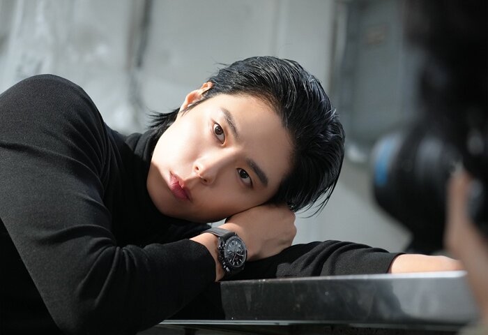 また新たな「ボゴミの公式美写真」登場！パクボゴム「GQ 2026年1月号