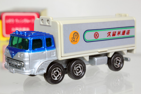 ミニカーショップ ケンボックス トミカ 黒箱☆76☆三菱ふそうウイング