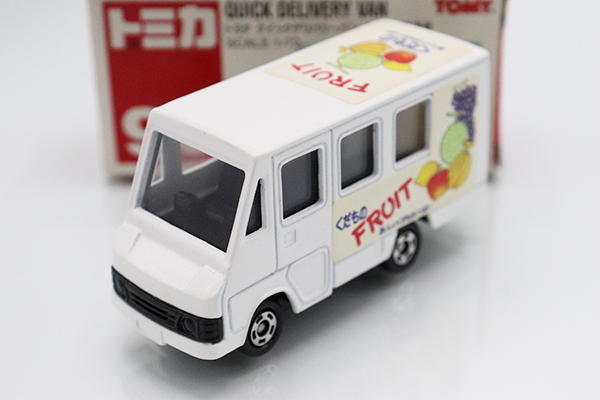 ミニカーショップ ケンボックス トミカ 赤箱☆93☆トヨタクイック