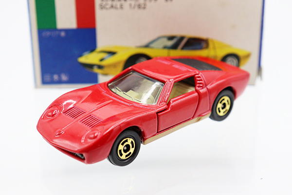 ミニカーショップ ケンボックス トミカ 青箱☆F40☆ランボルギーニ