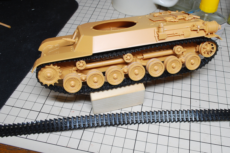 四式中戦車チト 量産型 帝国陸軍中戦車 ファインモールド 1/35 組立と