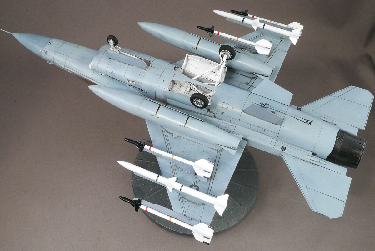 アメリカ空軍 F-16A ファイティングファルコン ハセガワ 1/48