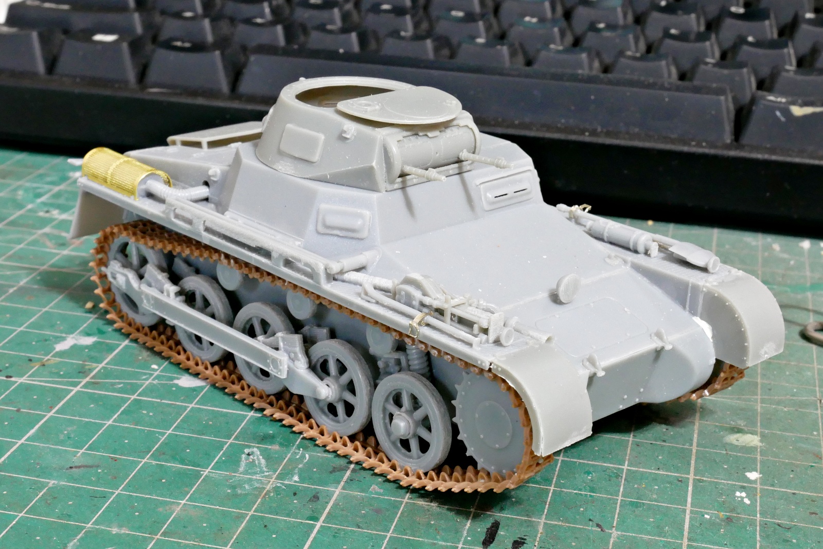 ドイツI号戦車A型 トライスター 1/35 プラモデル製作手順 組立と塗装