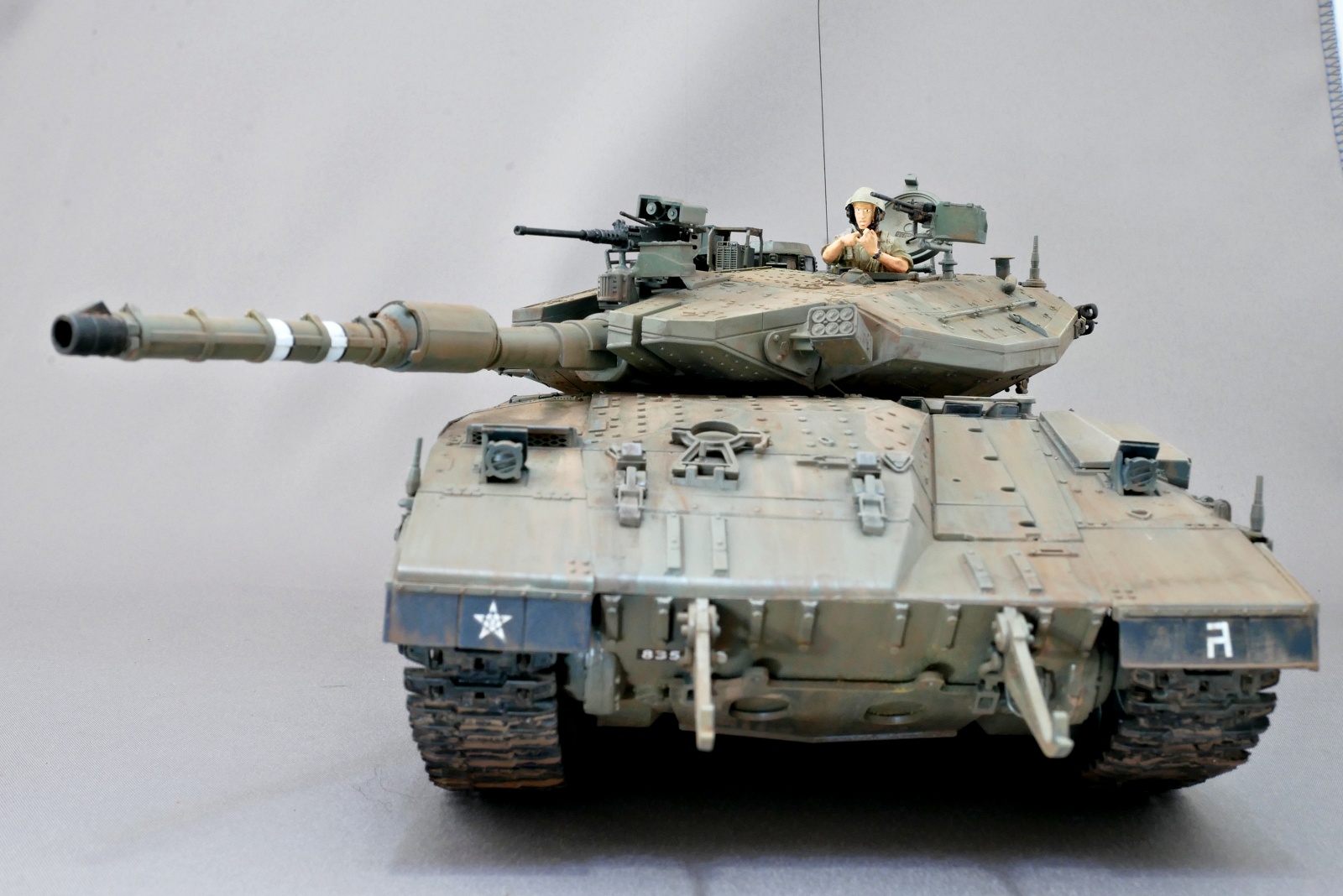 1/35 イスラエル主力戦車 メルカバMk.3D 後期型 LIC (低強度紛争型