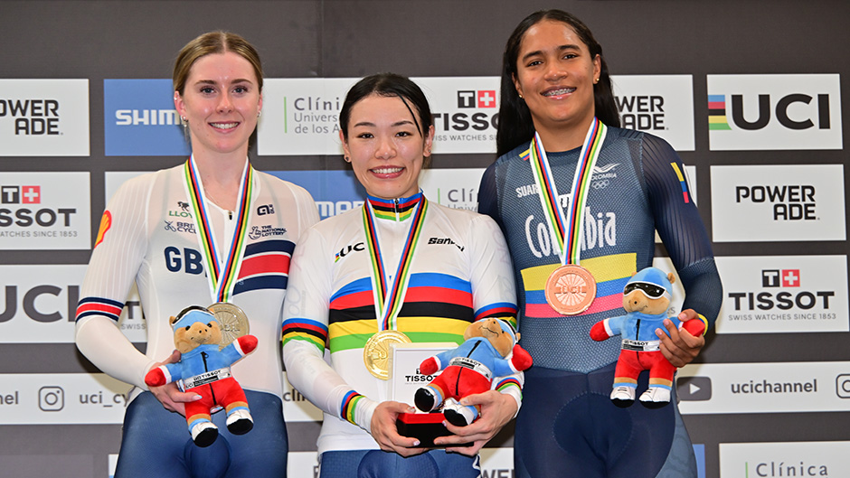 佐藤水菜選手が女子ケイリンで2年連続金メダル！ 『2025UCI自転車
