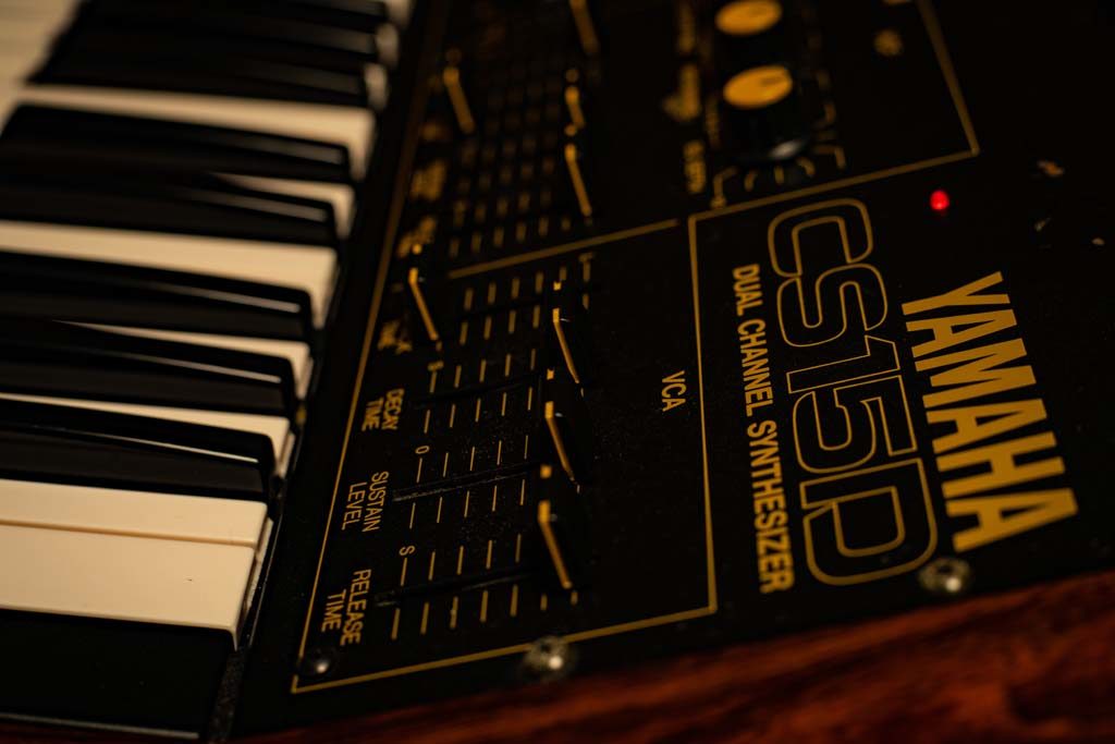 君はYAMAHA CS15Dというシンセサイザーを知っているか。 | KHUFRUDAMO