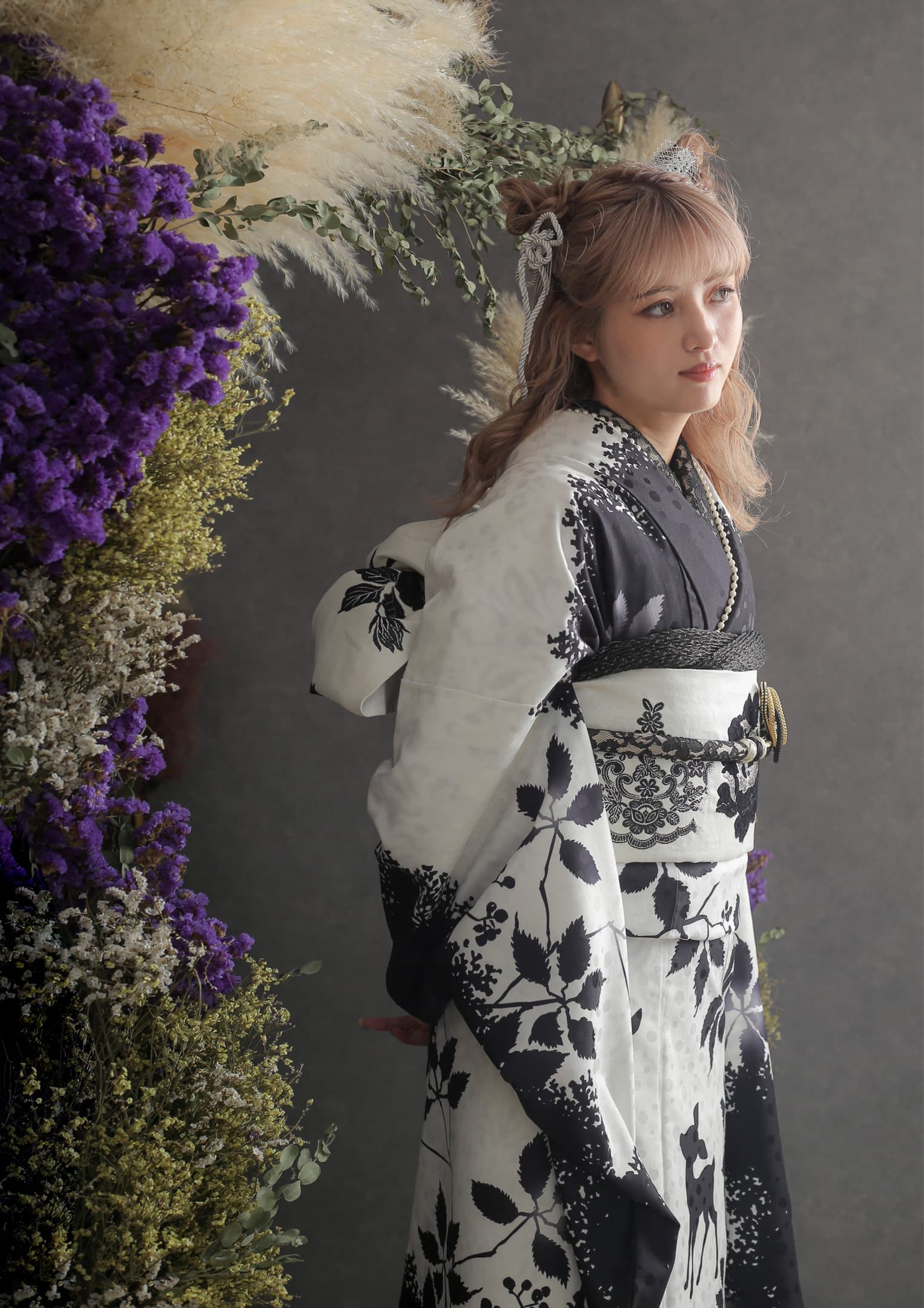 振袖ネットレンタル：白黒の杜】モノクロな御伽噺をレースやパールで