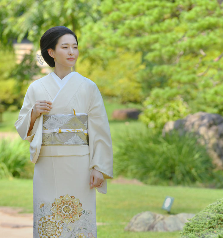 色留袖 − 商品一覧｜美はよろこび 着物の丸中