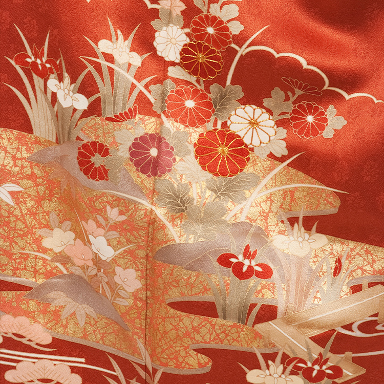 朱色に菊や菖蒲の柄 訪問着
