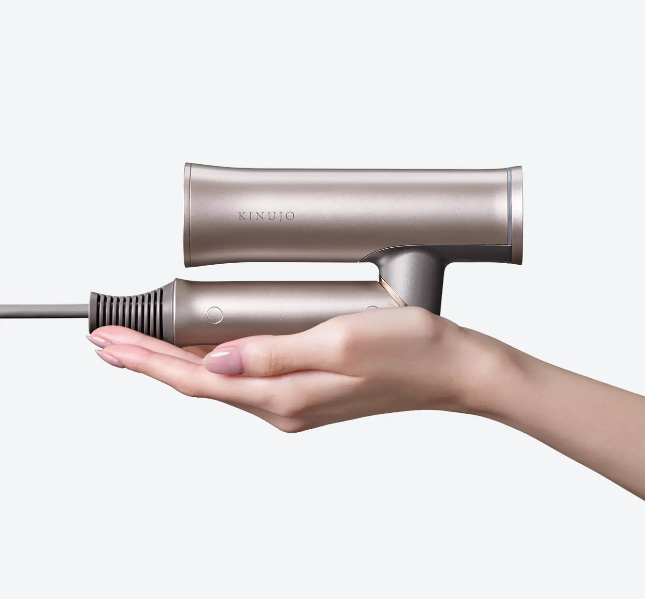 KINUJO Hair Dryer Voyage（ボヤージュ）｜世界対応のヘアドライヤーが