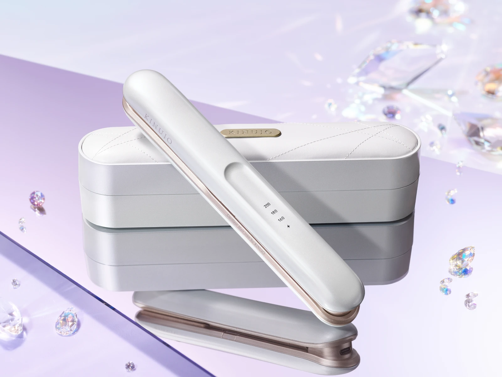 Luxejewel（ラグジュエル）｜コードレスヘアアイロン。持ち運びに便利