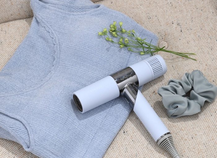 KINUJO 限定 ヘアドライヤー ペールブルー 20代～40代女性100人の声で