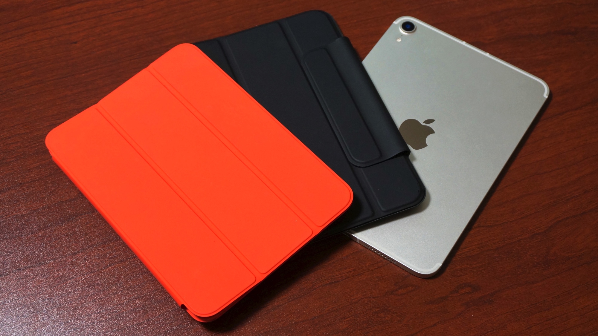 レビュー】iPad mini 第6世代向けのApple純正・ESR製のSmart Folio