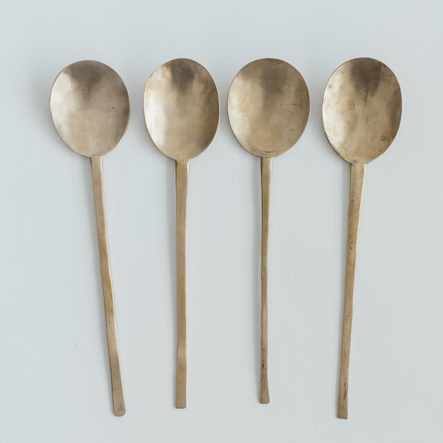 お待たせしました！再入荷しています。韓国から届いた真鍮の