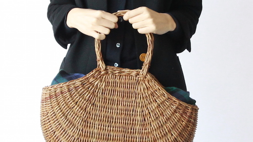 青森の伝統工芸。お部屋にお出かけに「あけび細工」のナチュラルカゴを