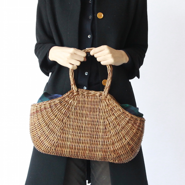 青森の伝統工芸。お部屋にお出かけに「あけび細工」のナチュラルカゴを