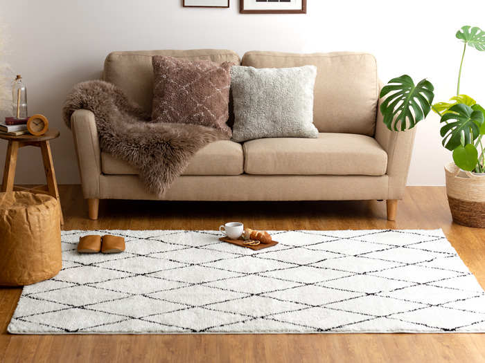 洗えるタイプも＊人気のモロッカンラグ「ベニワレン」で楽しむ部屋