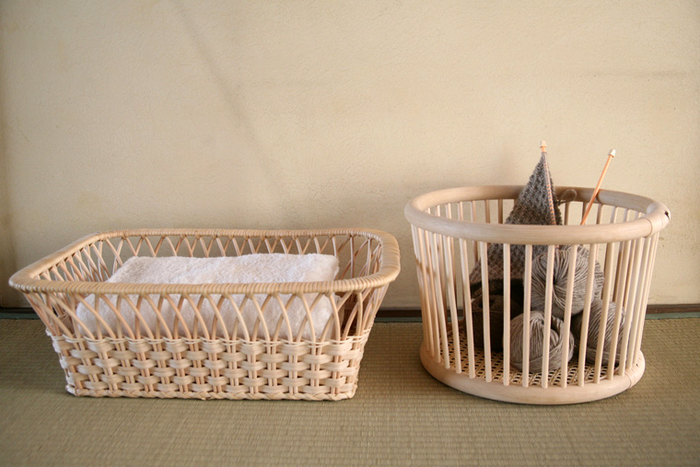 時が経つほど、味わい深く変化する。「ツルヤ商店」籐のカゴ