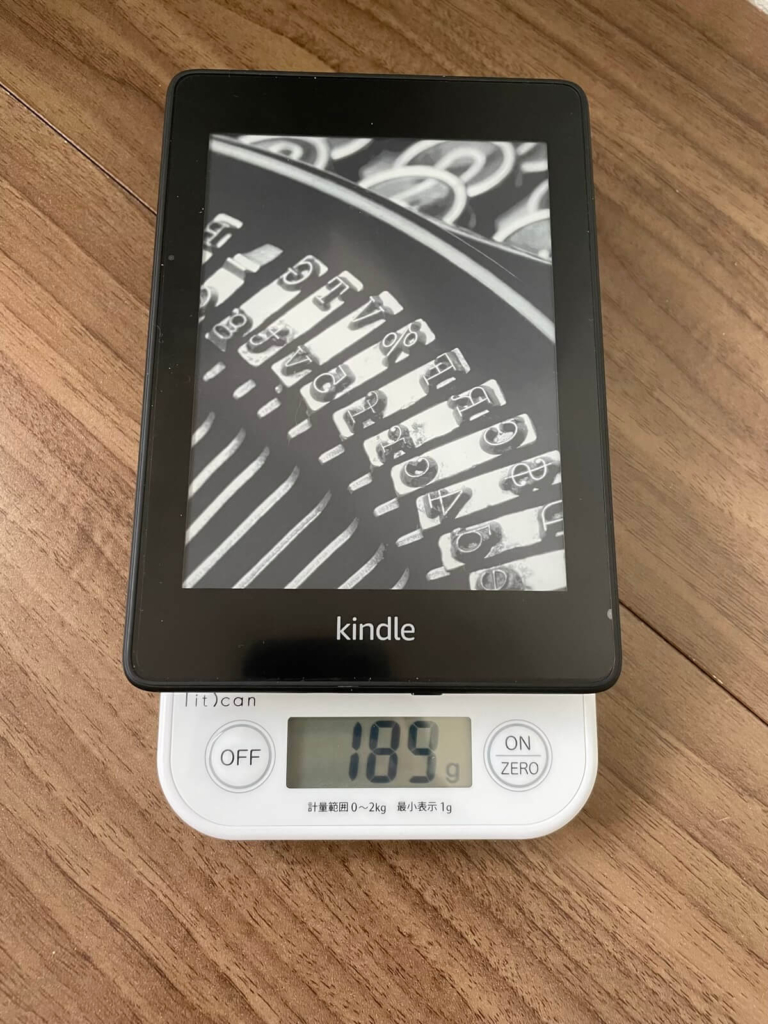 Kindle Paperwhite（第10世代）をレビュー！寝る前の読書に最適なデバイス