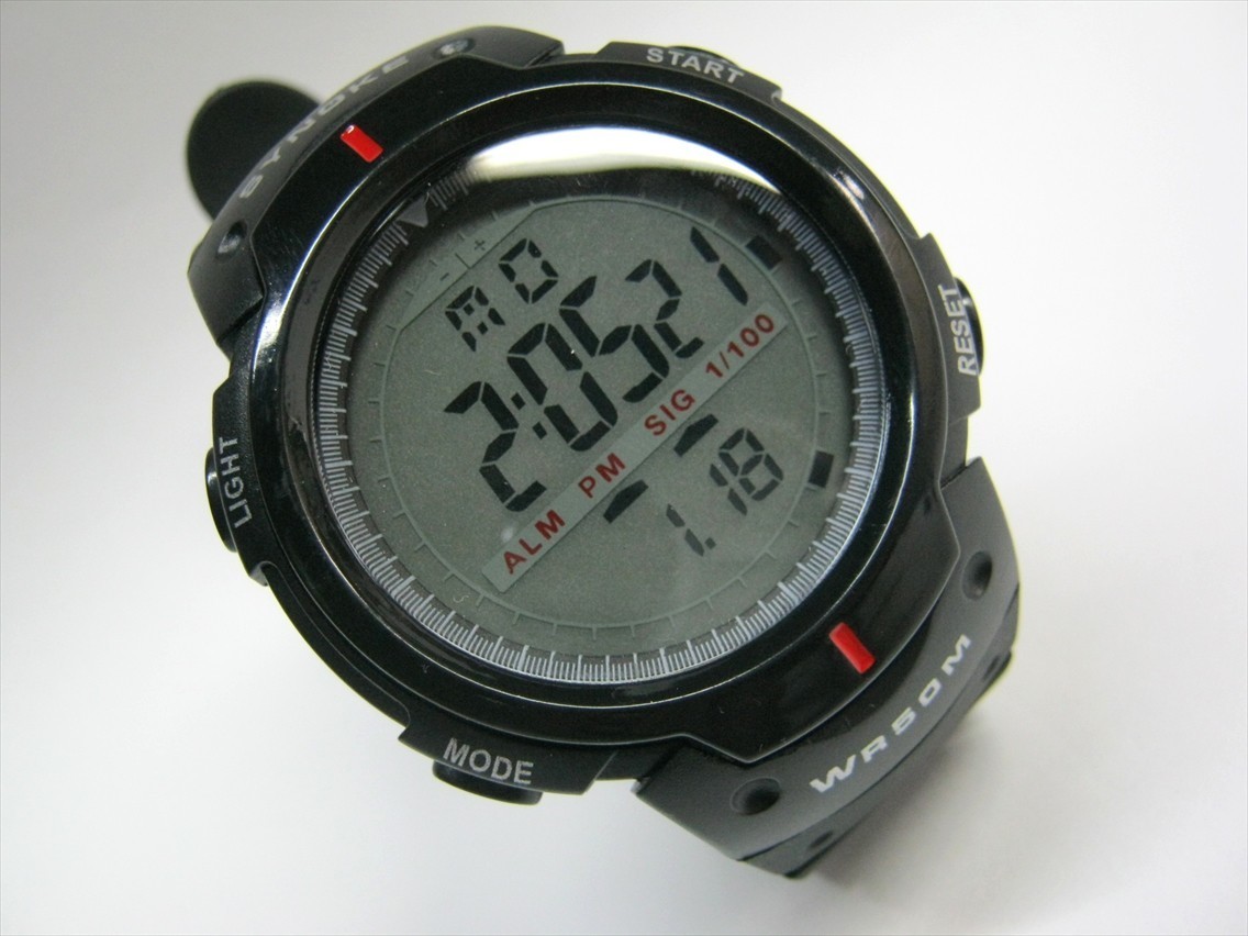 AliExpress（アリエクスプレス）』で買ったデジタル腕時計（SYNOKE