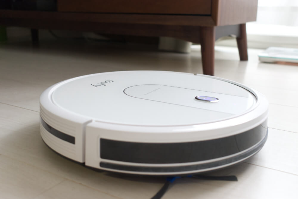 デメリットあり】ロボット掃除機Eufy RoboVac 15Cを1年使ってみた