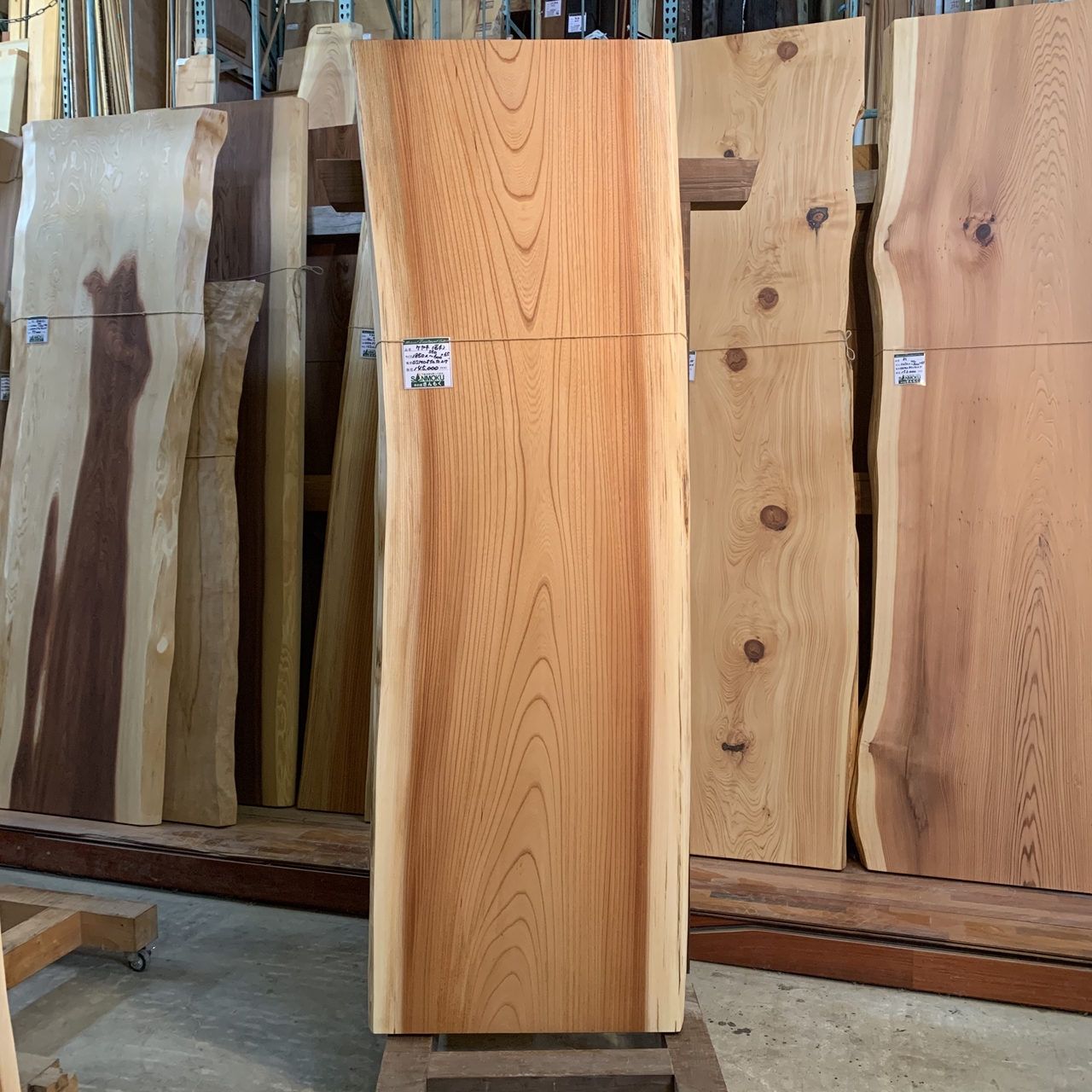 けやき一枚板【岩手】 1850×550~600×65㎜ | 一枚板xオイル仕上げの専門