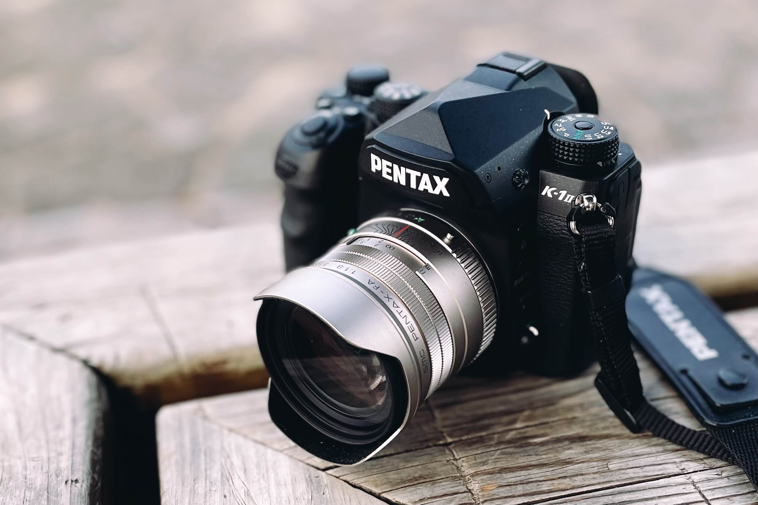 とにかく濃厚な撮影体験を楽しむなら、PENTAXの一眼レフをおすすめする