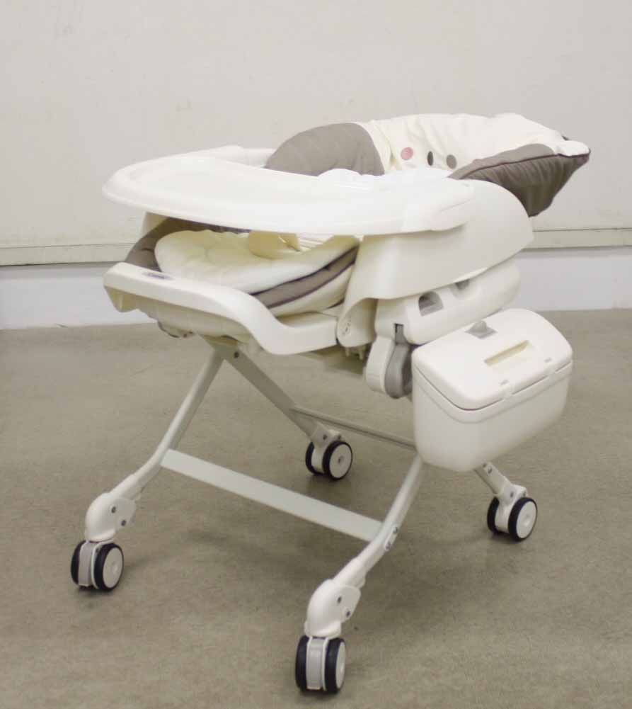 □ネムリラ AUTO SWING エッグショック BE【コンビ Combi】 発売日2015