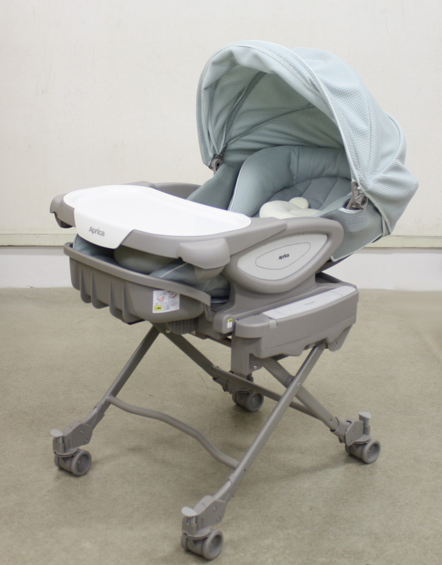 □ユラリズム オート プレミアム AC【アップリカ Aprica】 発売日2021年7月