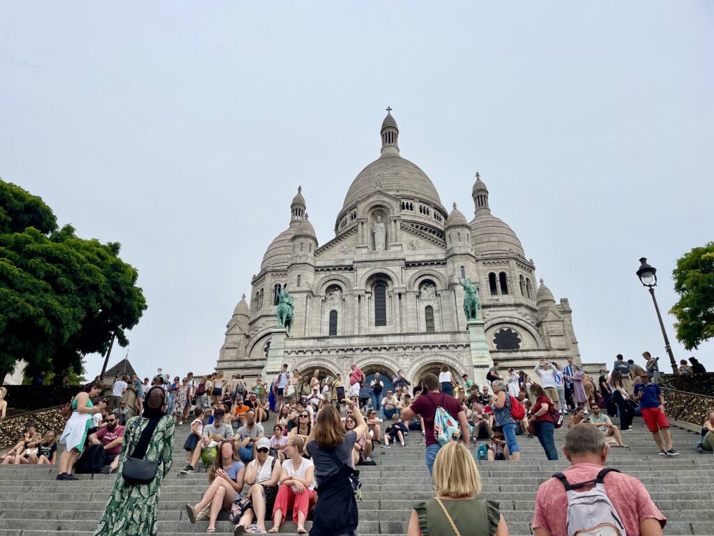 モンマルトルの丘・ジュテームの壁の入園料・行き方 | それ行け