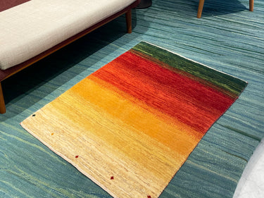 遊牧民の絨毯 】Zollanvari ゾランヴァリ ギャッベ 119×82㎝ (No.04094