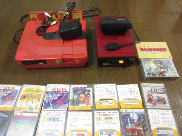 ツインファミコンやディスクシステム,ディスクカード等のレトロゲーム