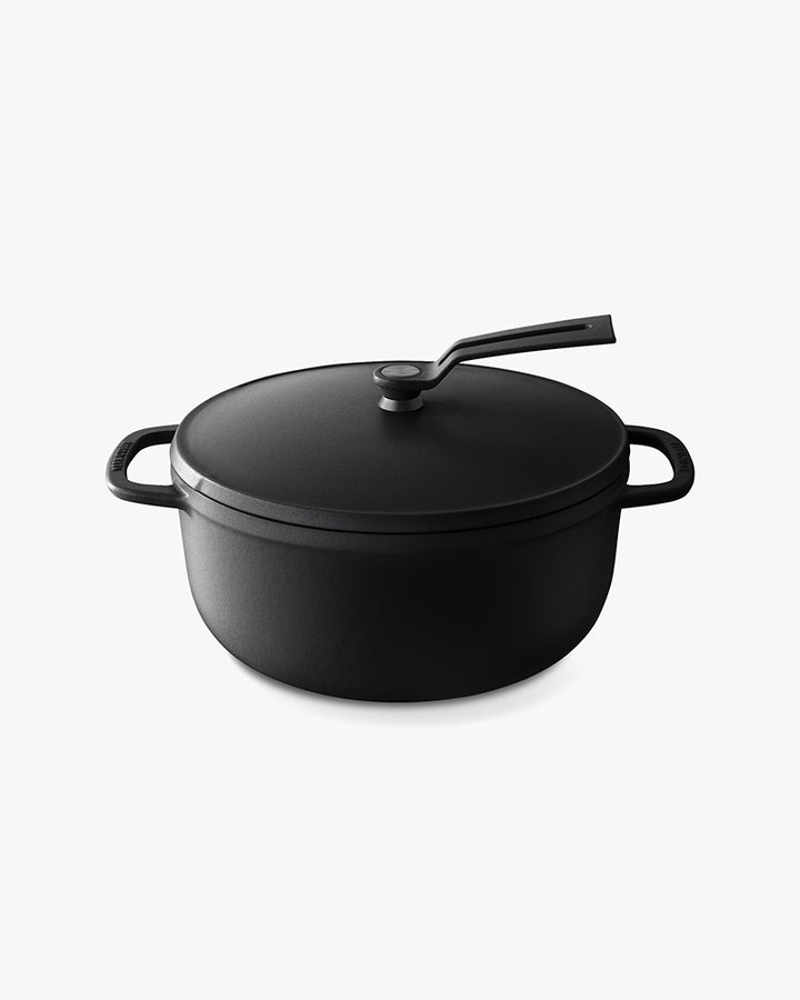 Pot 2.0, Vermicular, Standing Handle, Matte Black, 22cm – Kiriko Made
