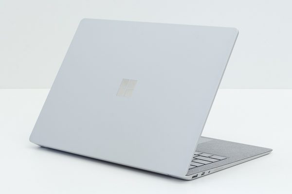 初代Surface Laptop（2017年発売）レビュー！ 使ってわかったイイ