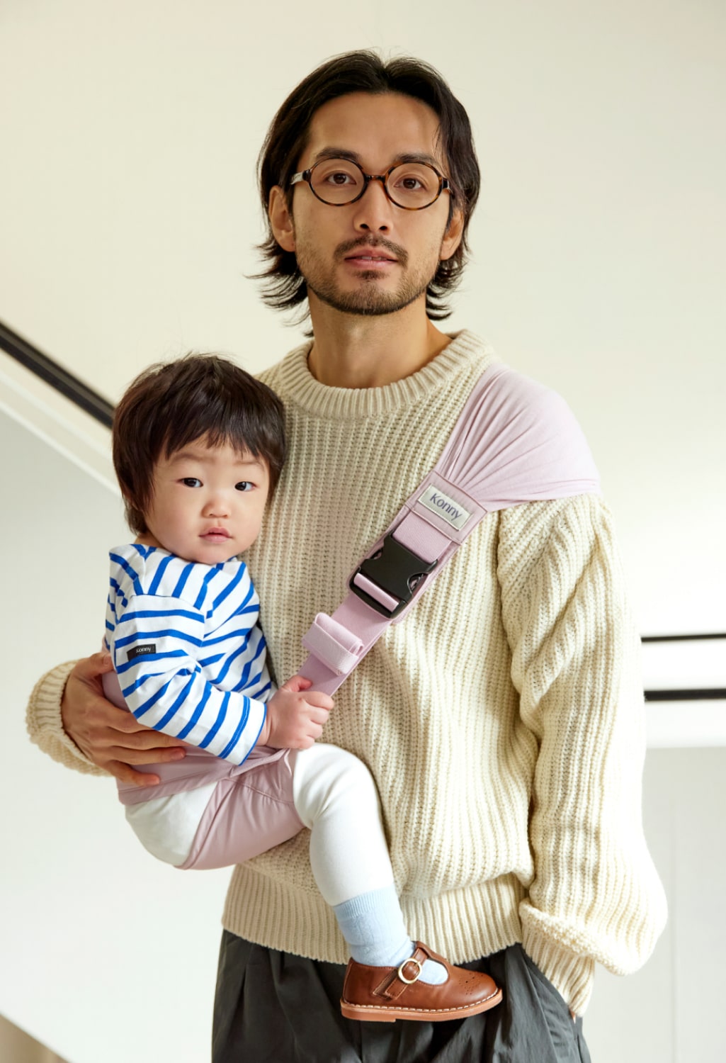 コニー安心ヒップシート 抱っこ紐 | 2枚のシートで安定感抜群。生後6