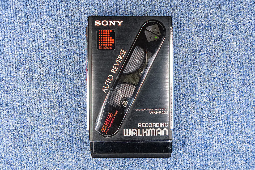 1986年に購入したSONY カセット ウォークマン(walkman) WM-R202の修理