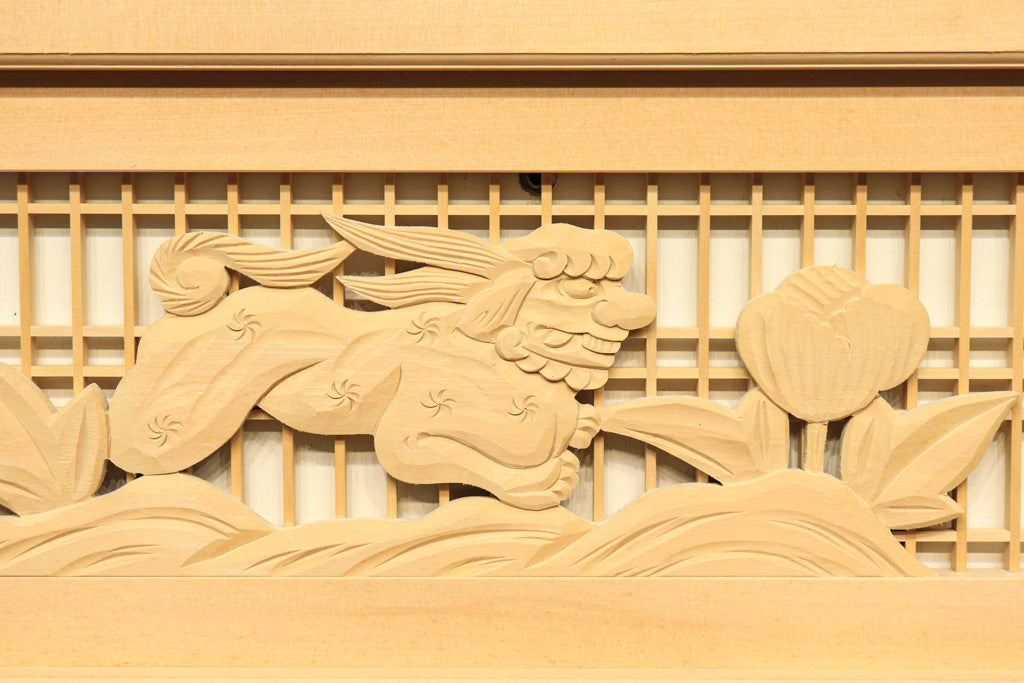 唐獅子牡丹を描いた木地色の欄間 E9721 在庫1枚 – 古福庵 [ KOFUKUAN