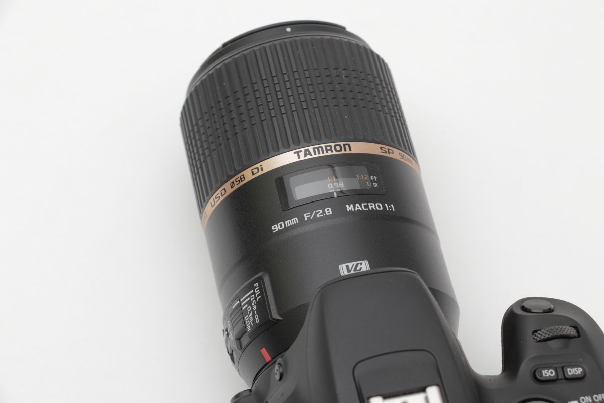 タムロンの90mmマクロレンズ「タムキュー」レビュー！中望遠マクロが